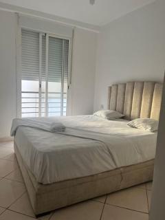 Entire house close to airport and achakar beach - - 4