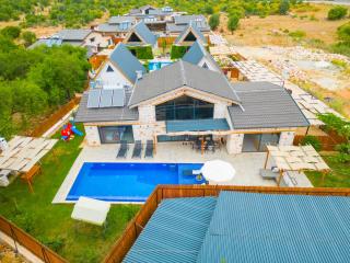 AğaVilla1 Kaşta Havuzlu Korunaklı Müstakil Villa - Kaş - 5