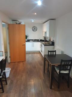 Cozy London Apartment great for Professionals - Londra - 8