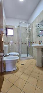 Apartament ZENUNI - Vlora - 8