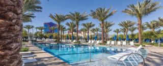 Beautiful Hotel in Desert Blue 2BD Deluxe near The Strip - Las Vegas - 1
