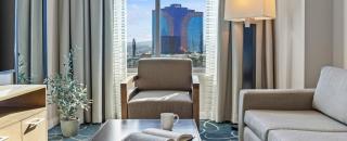 Beautiful Hotel in Desert Blue 1BD Deluxe near The Strip - Las Vegas - 3