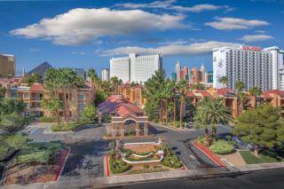 Beautiful Hotel in Desert Rose Resort - 1BD Sleeps - Las Vegas - 0