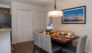 Beautiful Hotel in Mountain Vista - 2BD Sleeps up to 8 - 2