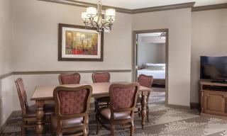 Beautiful Hotel in Nashville 1BD - 1