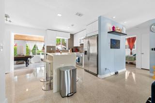 3BR Villa! Amazing Pool, BBQ, Billiards, Near Beach!! - Fort Lauderdale - 4