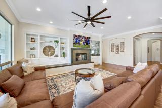 Wilder Out West: Luxury Pickleball, Mini Golf, & Game Room!! - Indio - 4