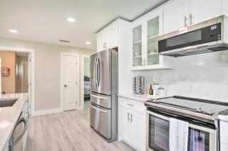 Outdoor Entertainment Oasis Cape Coral Home - Cape Coral - 3
