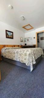 The Bunkhouse Motel - 2