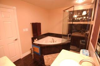 Tacit Shadow Resort Aviator Queen Suite, Gym, Coffee Bar, Hot-Tub, Free Laundry, Food Available - Parowan - 4