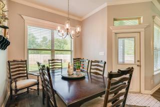 Bryan Home with Covered Patio 6 Mi to Texas AandM! - Bryan - 1