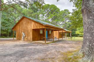 0 5 Mi to Lake Patio at Heber Springs Cabin! - Heber Springs - 9
