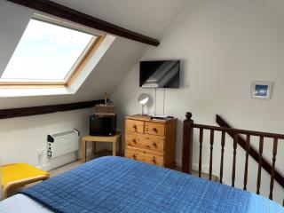 Wynards Farm Sunrise room - 4