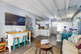 Ocean Breeze Retreat - Daytona Beach - 0