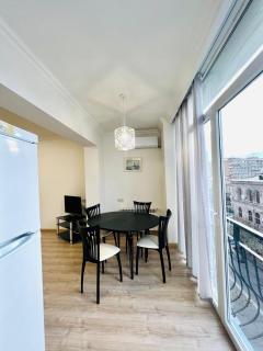 Modern Apartment in Yerevan,NALBANDYAN Street - Erevan - 0