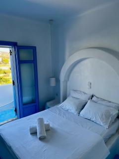 Serene Blanc, Aliki Paros - Aliki - 8