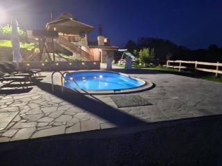 Kuća sa bazenom za odmor i domjenke MARIS - 8