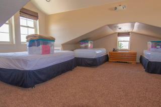 Tacit Shadow Resort Escape Dual Suite, Gym, Coffee Bar, Hot-Tub, Free Laundry, Food Available - Parowan - 4