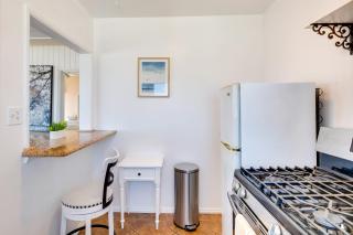 Walk to Shore Ocean-View Manhattan Beach Apt! - 3