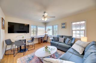 Walk to Sand and Surf - Bright Manhattan Beach Apt! - Manhattan Beach - 7
