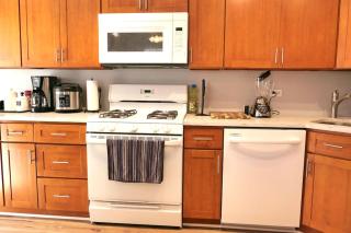 Bridgeport Place - free parking, McCormick Place-Sox Park - Chicago - 3