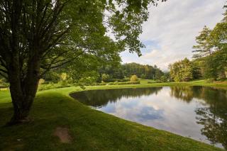 Valley Farmhouse Retreat - Valle Crucis - 3