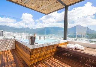 Cobertura para alugar em Ipanema com 2 quartos, vista cinematográfica, terraço e jacuzzi - Rio de Janeiro - 0
