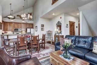 Ski-Inski-Out 3 Bedroom Townhome At Snowflake Lift With Private Hot Tub - 5