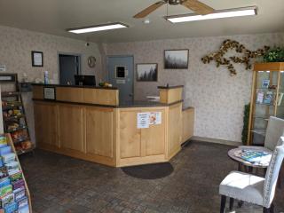Hi-Lo Motel, Cafe and RV Park - Weed - 1