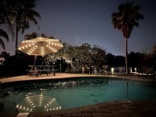 Cocoplum - A Quiet Riverfront Pool Home Near Beach - Cocoa Beach - 1