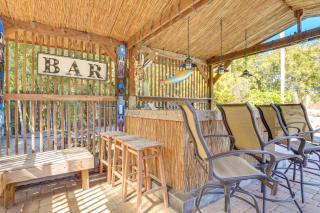 Sarasota Getaway with Private Pool and Backyard Oasis! - Sarasota - 9