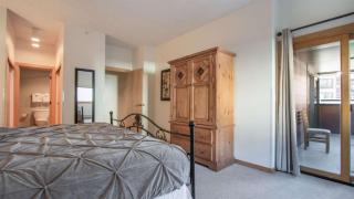 Comfortable 3-Bedroom Ski Inout Condo At Peak 9 - Village At Breckenridge - 1