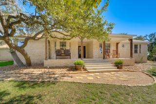 Serene Austin Home on 3 Acres 17 Mi to Downtown - 8