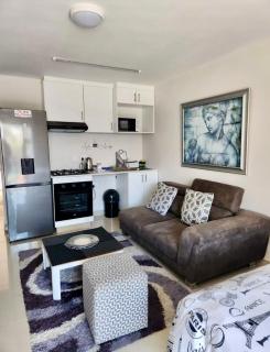 Umhlanga flat near Gateway mall - 9
