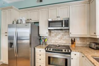 Breezy St Simons Hideaway with Waterfront Views! - Saint Simon Mills - 1