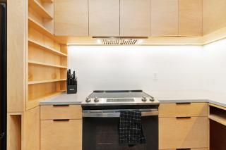 Chic & Cozy Condo in Manhattan with Free Parking & WiFi - Manhattan - 5