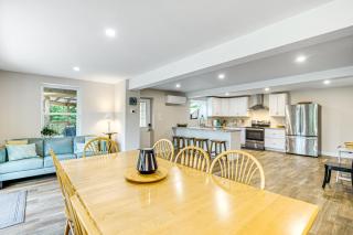 Waterfront Escape in Cub Run with Deck and Hot Tub! - 4