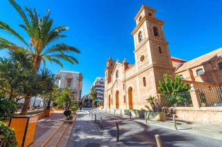 Apartamento en Torrevieja con Piscina y a 100 metros de la playa - Torrevieja - 7