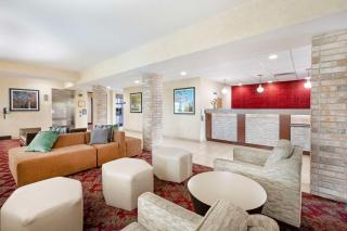 Best Western Plus Howe Inn - Howe - 1