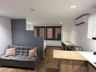 Cómodo Apartamento y metro de Medellín a un paso - Medellín - 3