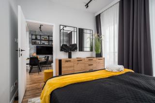 Wola Tower Deluxe Separate Bedroom with Free Garage - by Perfect Apart - Varsavia - 8