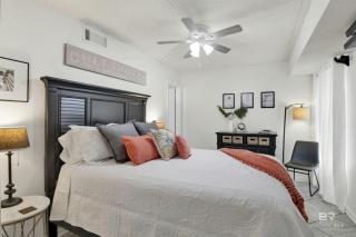 Condo on the Beach- walk to restaurants, shops and activities. - Gulf Shores - 8