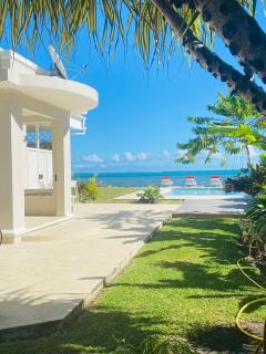 VILLA Ficus en bord de mer 4 chambres avec piscine - Paea - 0