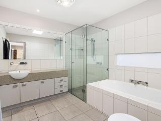 Seapoint Holiday House Sorrento - 1