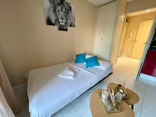 Modern Cozy studio SEW VIEW - Fréjus - 4