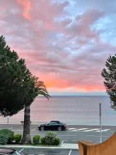 Modern Cozy studio SEW VIEW - Fréjus - 2