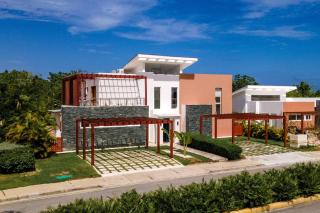 A Tropical Oasis In Vista Cana - 2