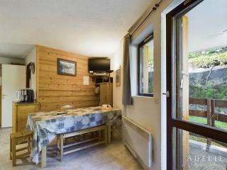 T2 à 80m des pistes, parking, expo NE - FR-1-398-664 - Montvalezan - 7