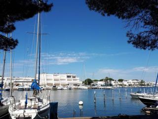 Studio-Cabine 4 Pers, Terrasse, Jardin, Parking, Animaux admis - FR-1-731-99 - Le Grau-du-Roi - 7