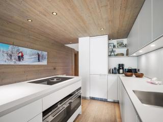 Appartement skis aux pieds avec 6 couchages adultes et espace bien-être - FR-1-562-82 - Courchevel - 4